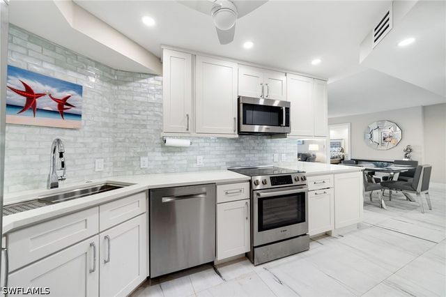 4001 Gulf Shore BLVD N 702, Naples, FL 34103