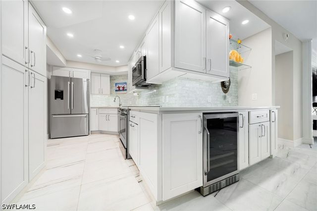 4001 Gulf Shore BLVD N 702, Naples, FL 34103
