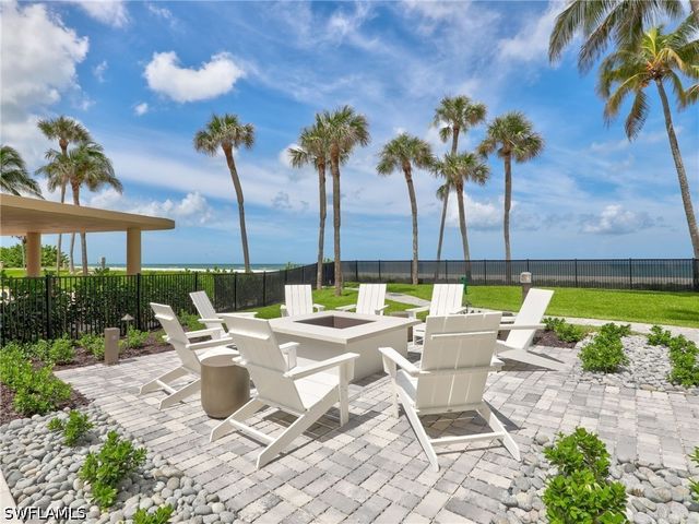 4001 Gulf Shore BLVD N 702, Naples, FL 34103