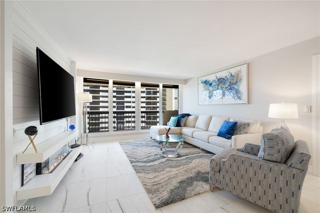 4001 Gulf Shore BLVD N 702, Naples, FL 34103