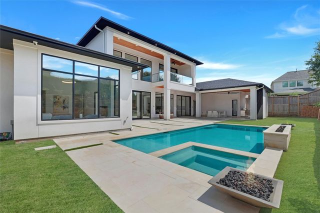 23107 Vista De Tres Lagos Drive, Spring, TX 77389