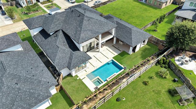 23107 Vista De Tres Lagos Drive, Spring, TX 77389
