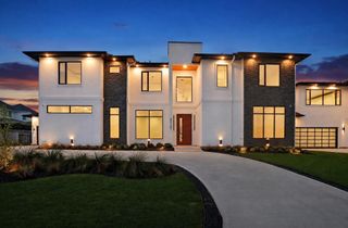 23107 Vista De Tres Lagos Drive, Spring, TX 77389