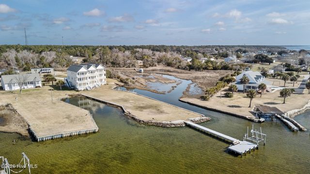 134 Water Lane, Newport, NC 28570