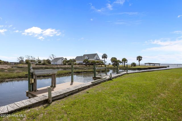 134 Water Lane, Newport, NC 28570