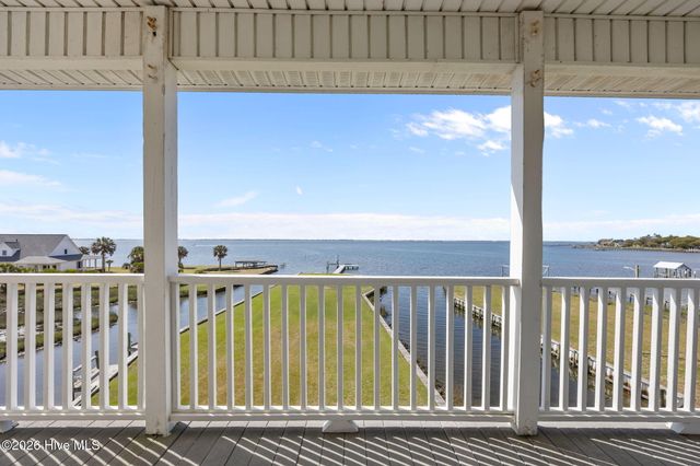 134 Water Lane, Newport, NC 28570