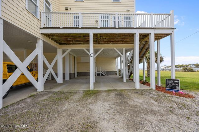 134 Water Lane, Newport, NC 28570