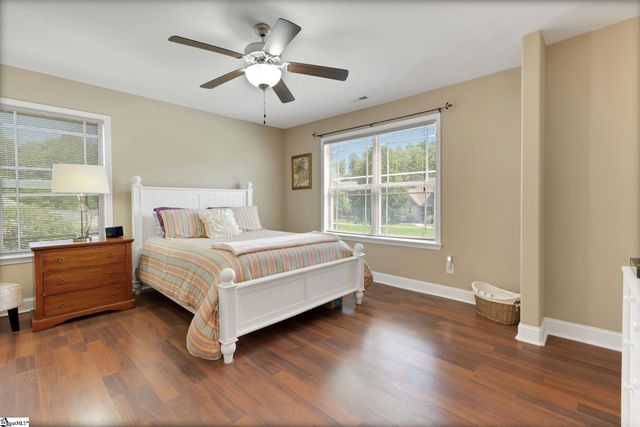 133 Stoneledges Lane, Taylors, SC 29687