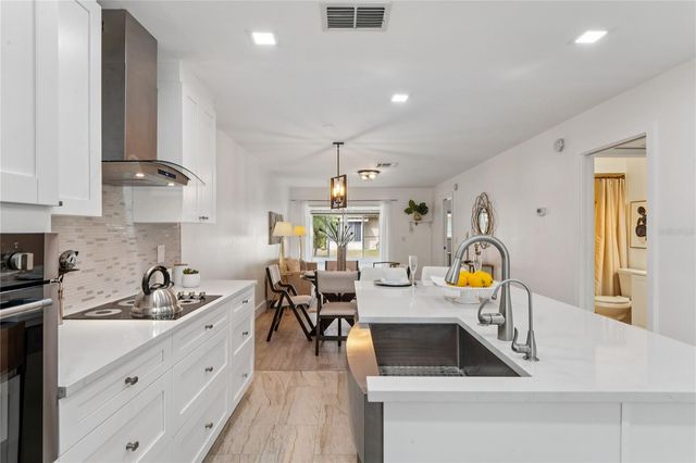 2460 NORTHSIDE DRIVE 1406, Clearwater, FL 33761