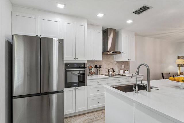 2460 NORTHSIDE DRIVE 1406, Clearwater, FL 33761