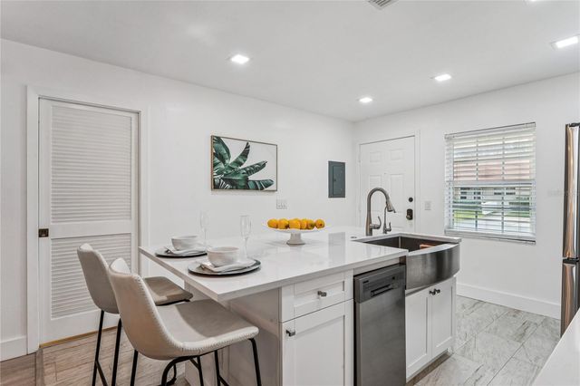 2460 NORTHSIDE DRIVE 1406, Clearwater, FL 33761