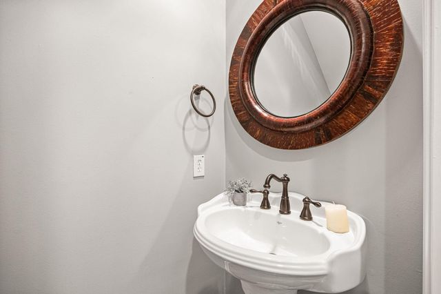 1408 Alabama Street, Houston, TX 77004