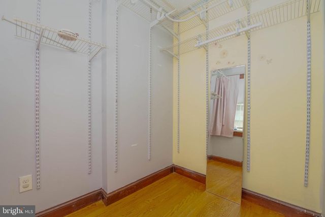 18 AVENAL RD, Baltimore, MD 21221
