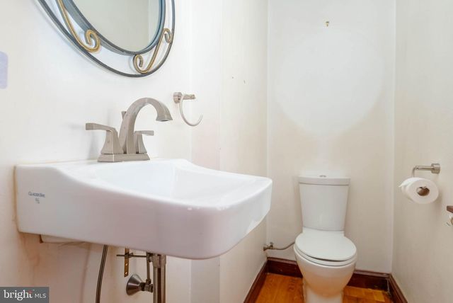 18 AVENAL RD, Baltimore, MD 21221