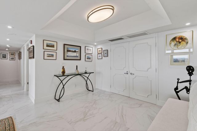 5280 N Ocean Drive 11f, Singer Island, FL 33404