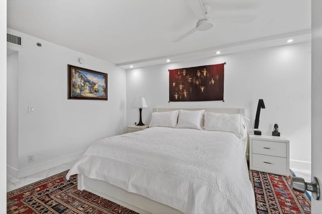 5280 N Ocean Drive 11f, Singer Island, FL 33404