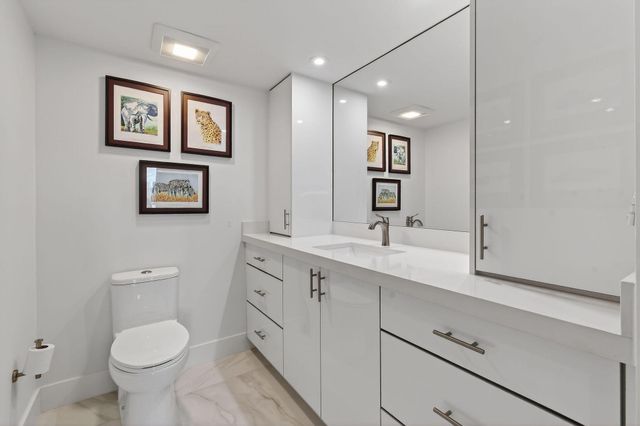 5280 N Ocean Drive 11f, Singer Island, FL 33404