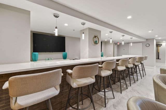 5280 N Ocean Drive 11f, Singer Island, FL 33404