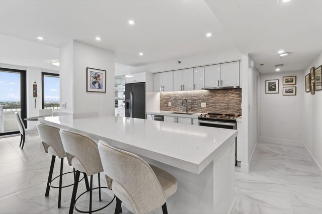 5280 N Ocean Drive 11f, Singer Island, FL 33404