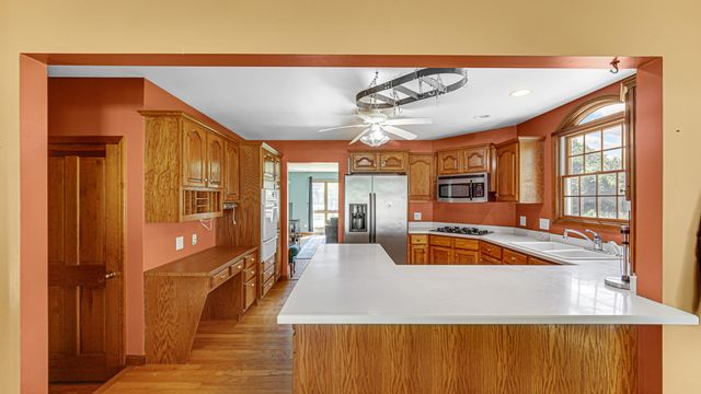 5605 N Campbell Street, Valparaiso, IN 46385