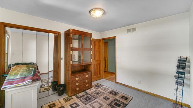 5605 N Campbell Street, Valparaiso, IN 46385