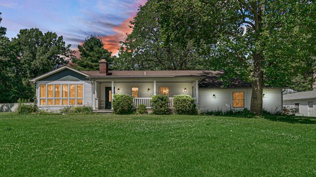 5605 N Campbell Street, Valparaiso, IN 46385