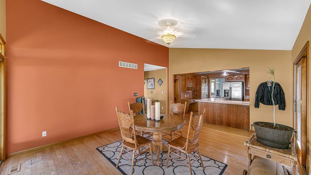 5605 N Campbell Street, Valparaiso, IN 46385