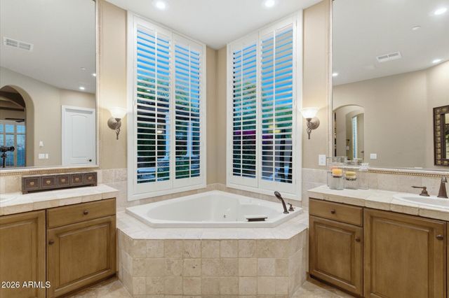 9290 E Thompson Peak Parkway 134, Scottsdale, AZ 85255