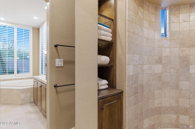 9290 E Thompson Peak Parkway 134, Scottsdale, AZ 85255