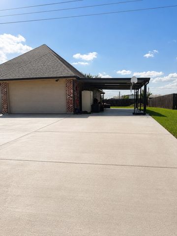 153 Belle Isle Dr, Thibodaux, LA 70301