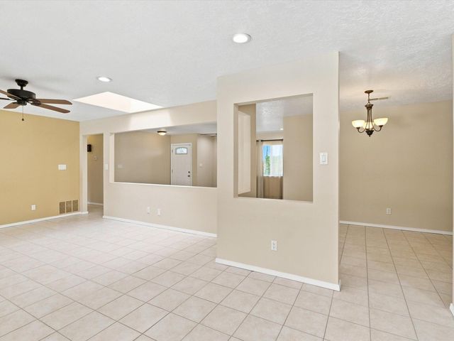 5300 Dee Drive NE, Albuquerque, NM 87111