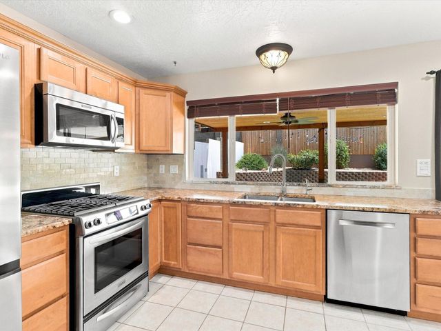 5300 Dee Drive NE, Albuquerque, NM 87111