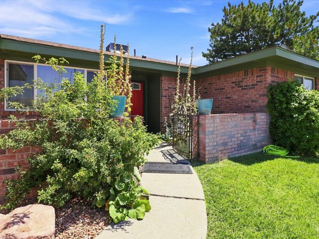 5300 Dee Drive NE, Albuquerque, NM 87111