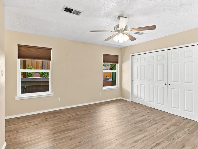 5300 Dee Drive NE, Albuquerque, NM 87111