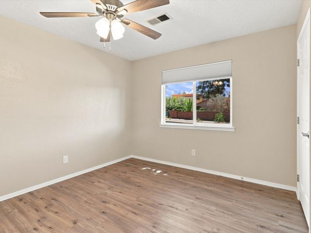 5300 Dee Drive NE, Albuquerque, NM 87111