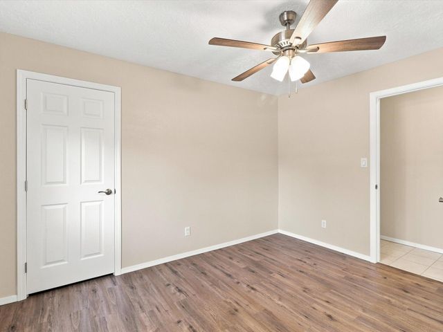 5300 Dee Drive NE, Albuquerque, NM 87111