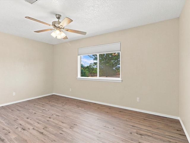 5300 Dee Drive NE, Albuquerque, NM 87111