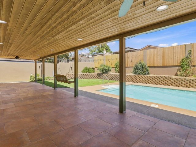 5300 Dee Drive NE, Albuquerque, NM 87111