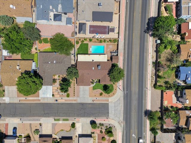 5300 Dee Drive NE, Albuquerque, NM 87111