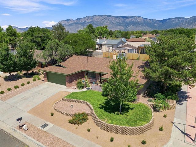5300 Dee Drive NE, Albuquerque, NM 87111