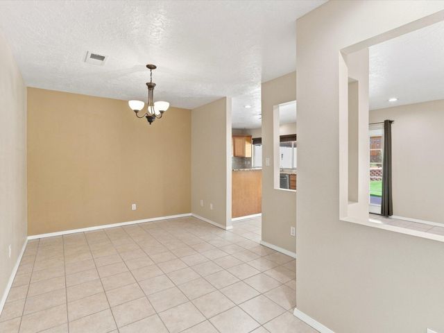 5300 Dee Drive NE, Albuquerque, NM 87111