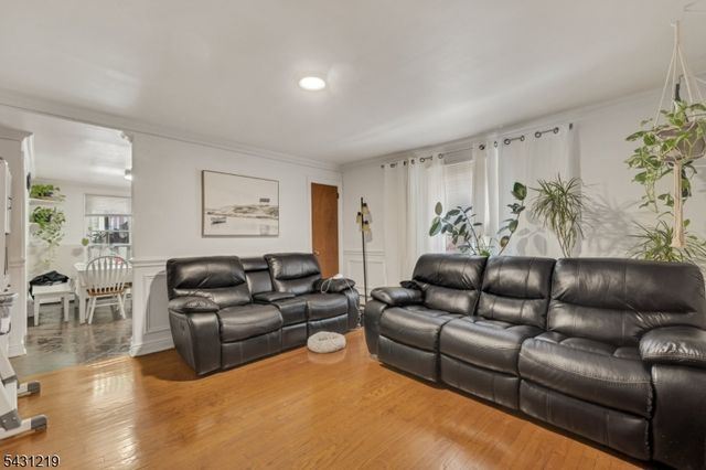80 Elm St, Newark City, NJ 07105