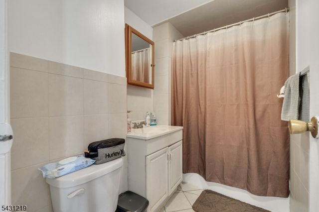80 Elm St, Newark City, NJ 07105