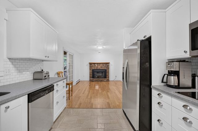 81 Moon Hill Rd, Northbridge, MA 01534