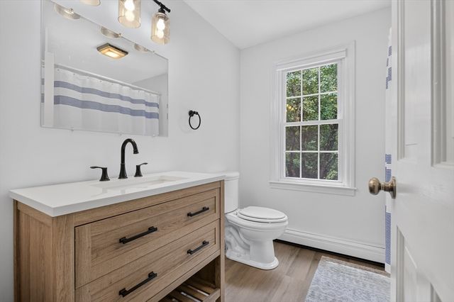 81 Moon Hill Rd, Northbridge, MA 01534