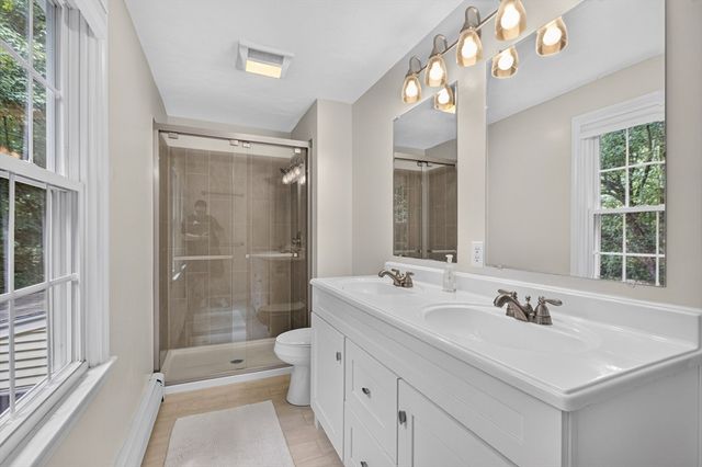81 Moon Hill Rd, Northbridge, MA 01534