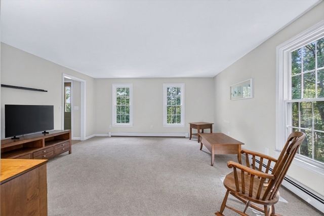 81 Moon Hill Rd, Northbridge, MA 01534