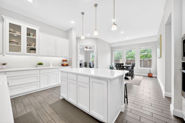 525 Goose Lake Drive, Rockwall, TX 75087