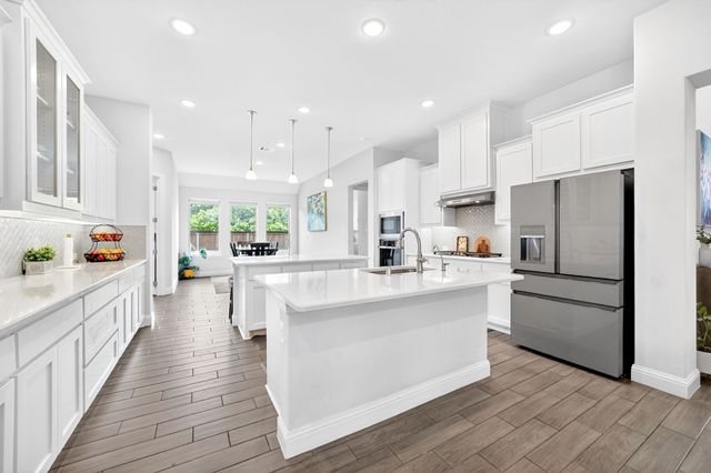 525 Goose Lake Drive, Rockwall, TX 75087