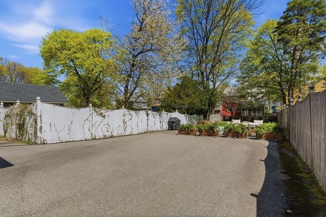 75 School Street, Melrose, MA 02176